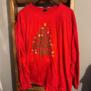 Gildan Red Long Sleeve Shirt with Holiday Graphic